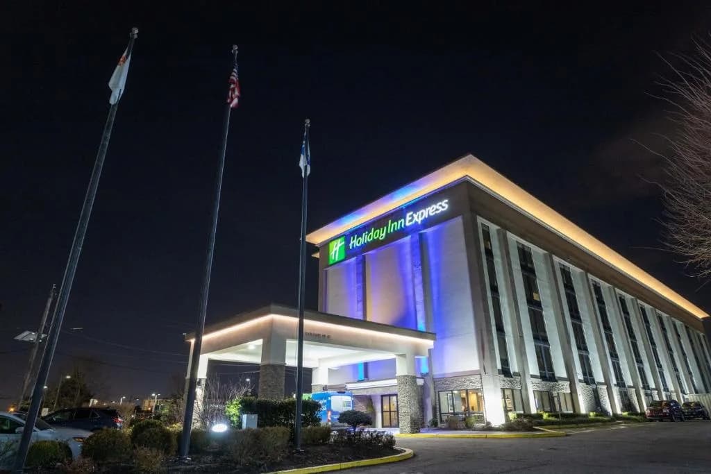 Holiday Inn Express - Newark Airport - Elizabeth by IHG — Booking.com photo 1