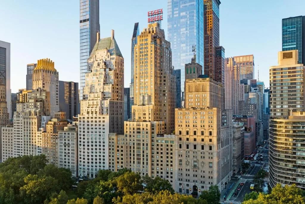 JW Marriott Essex House New York — Booking.com photo 1