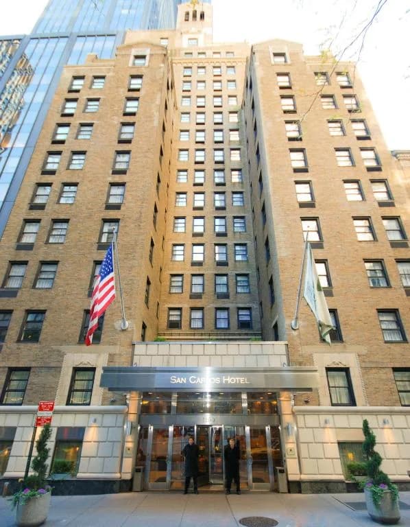 San Carlos Hotel New York — Booking.com photo 1