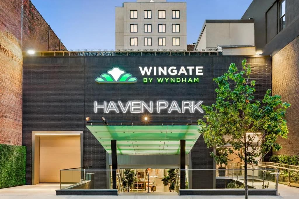 a building with a sign that readshaven park at Wingate by Wyndham Bronx Haven Park in Bronx